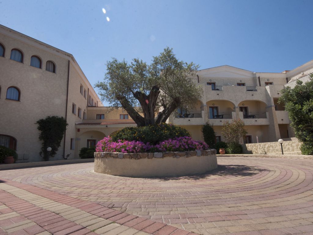 Blu Hotel Morisco Village