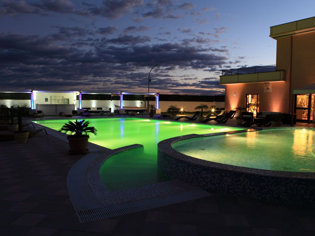 Paradiso Grand Hotel