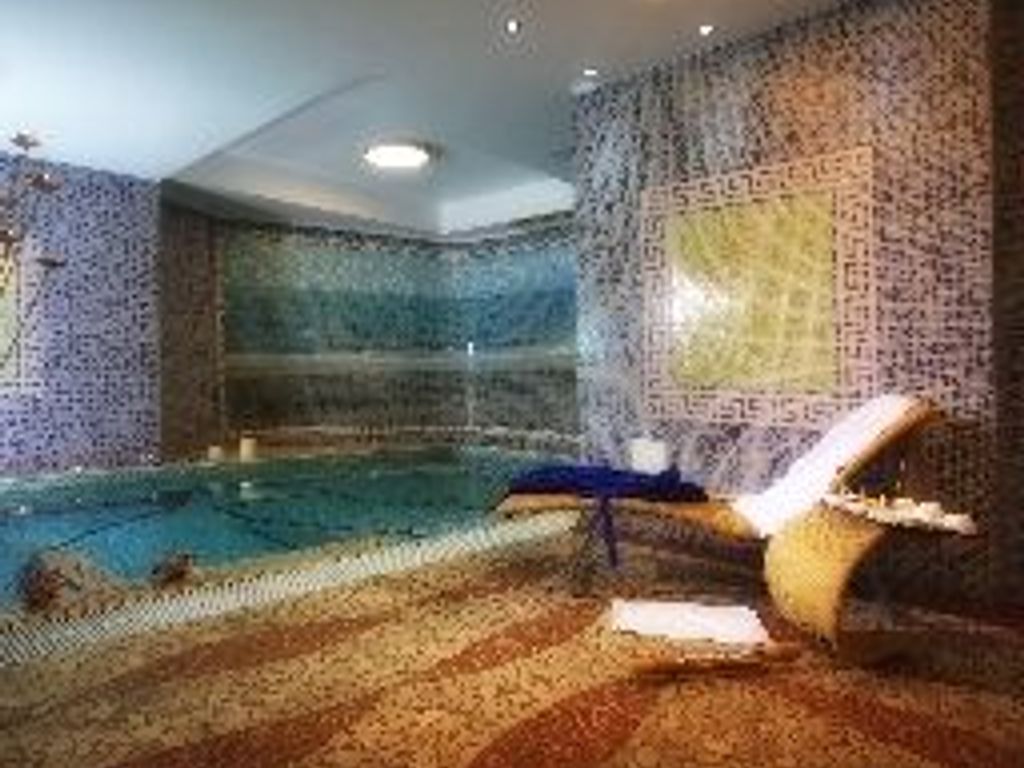 Paradiso Grand Hotel