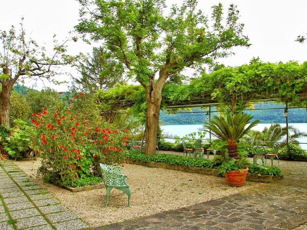 Hotel La Culla del Lago
