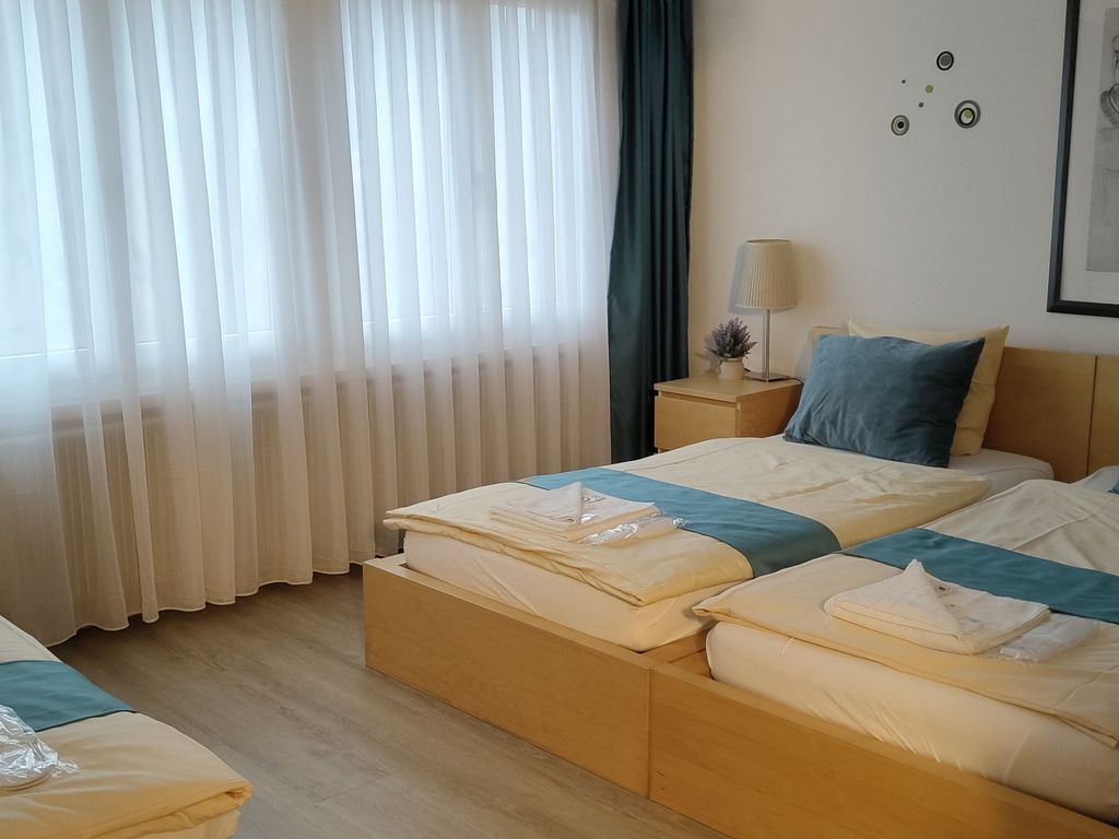 Zak Hotel  & Backpackers