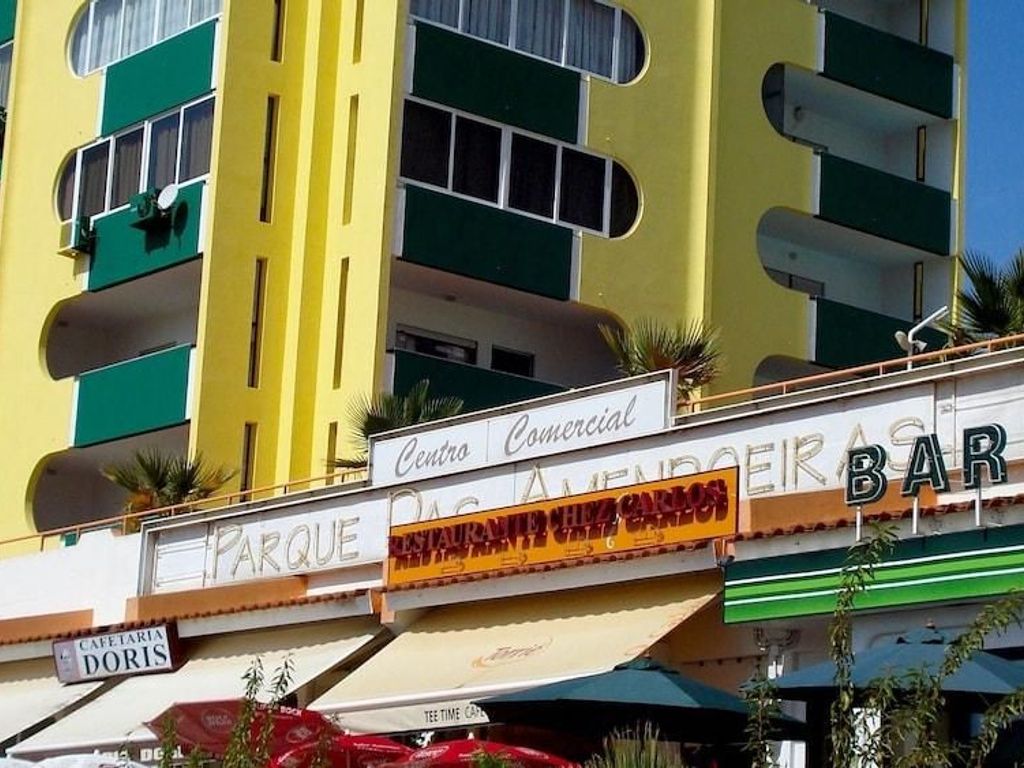 Parque das Amendoeiras