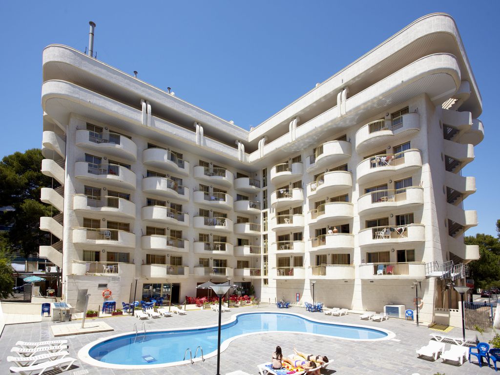 Apartamentos Mediterranean Suites