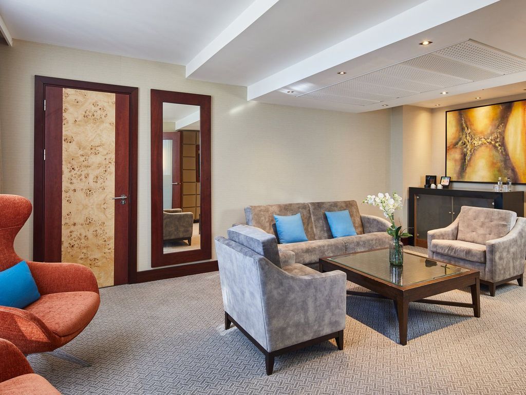 Leonardo Royal Hotel London St Pauls