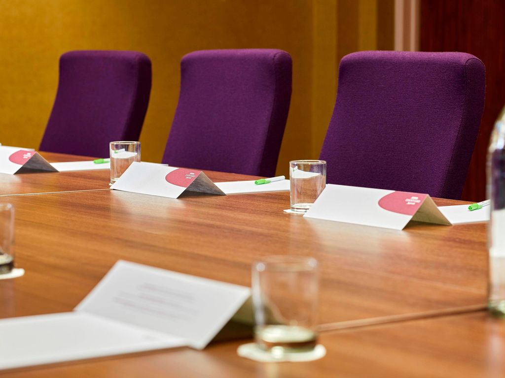 Courtyard by Marriott London Gatwick Airport
