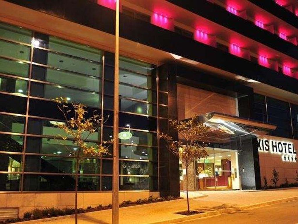 Axis Porto Business & Spa