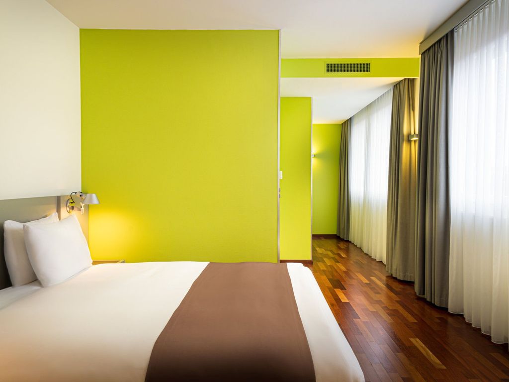 Holiday Inn ZÜRICH - MESSE by IHG