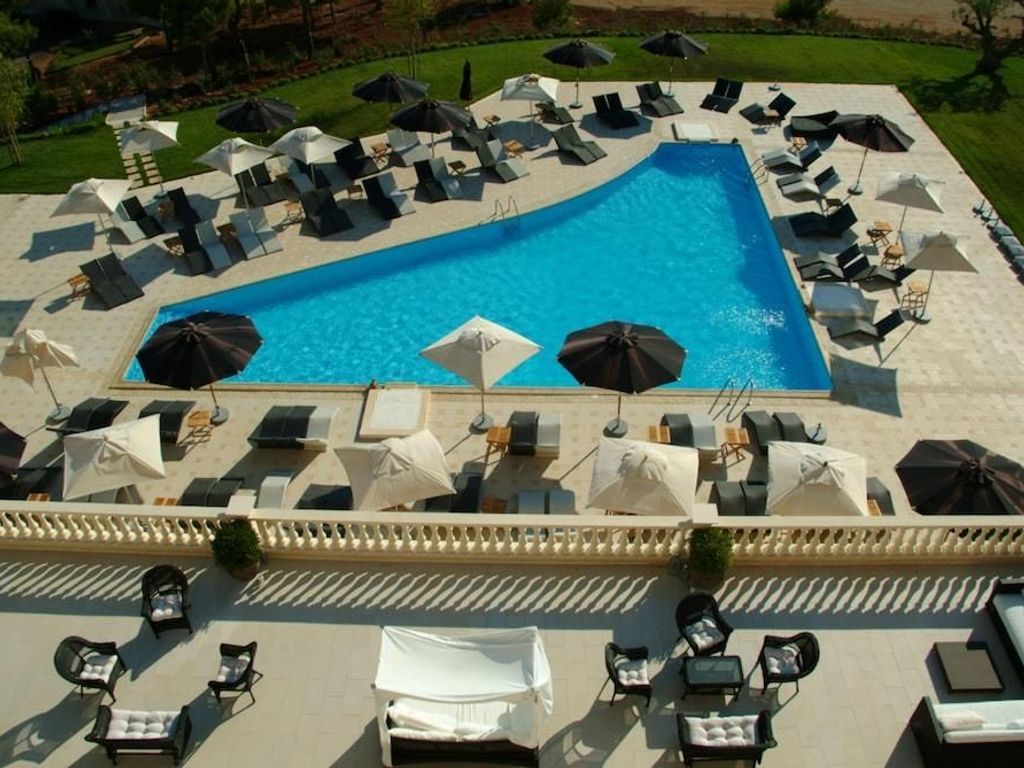 Mabely Grand Hotel