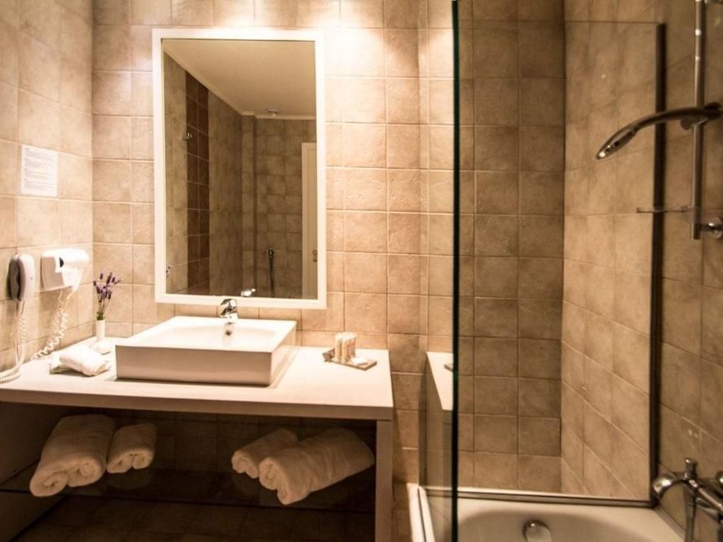 Mabely Grand Hotel