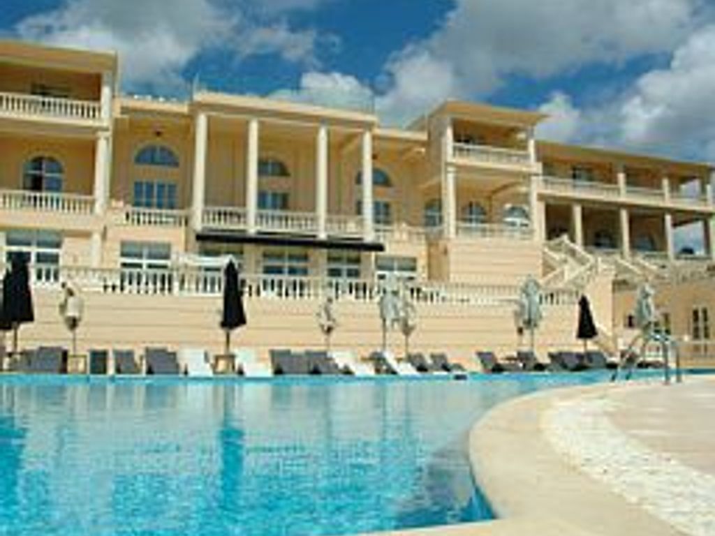 Mabely Grand Hotel