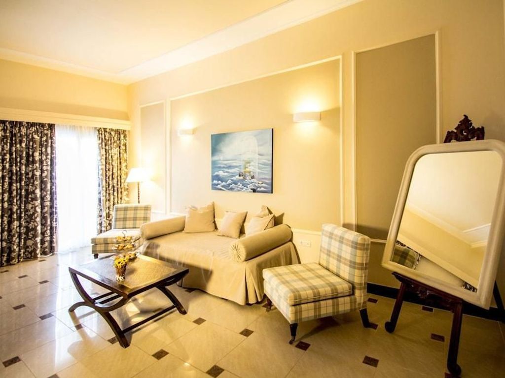 Mabely Grand Hotel