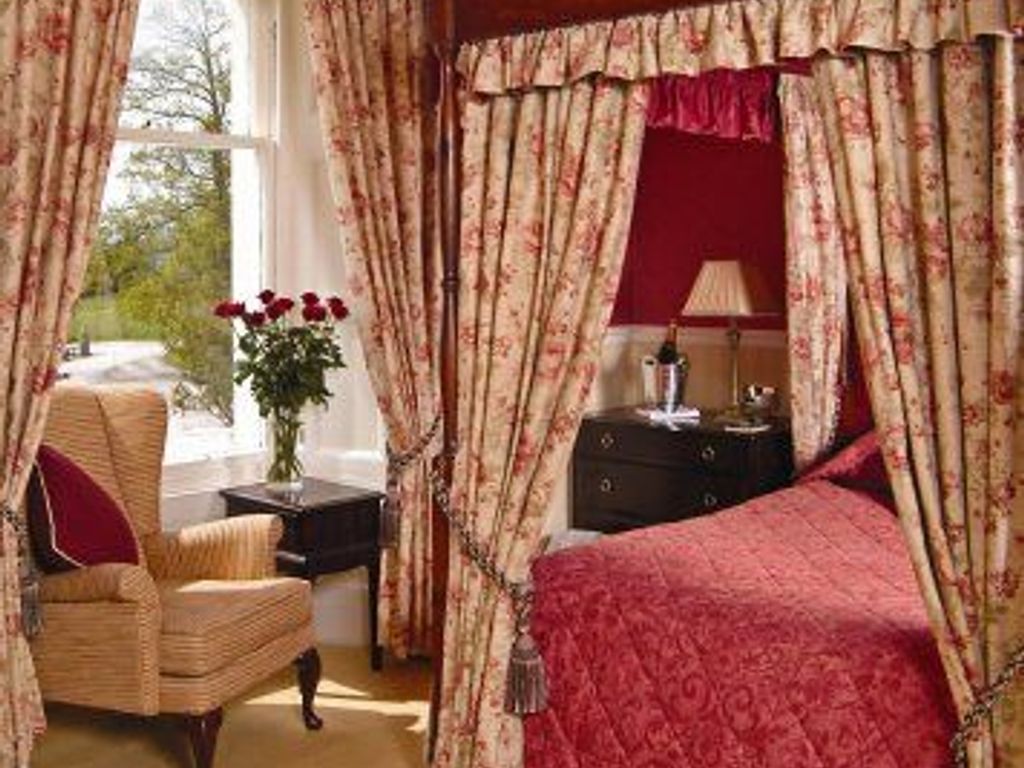 Roundthorn Country House and Luxury Apartments