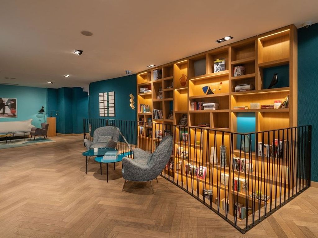 Artus Hotel