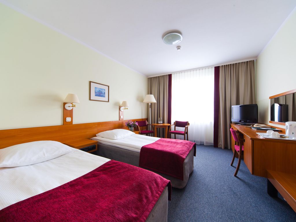 IOR Hotel