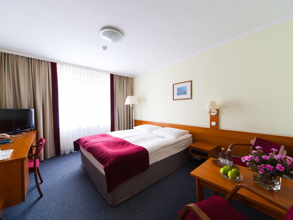 IOR Hotel