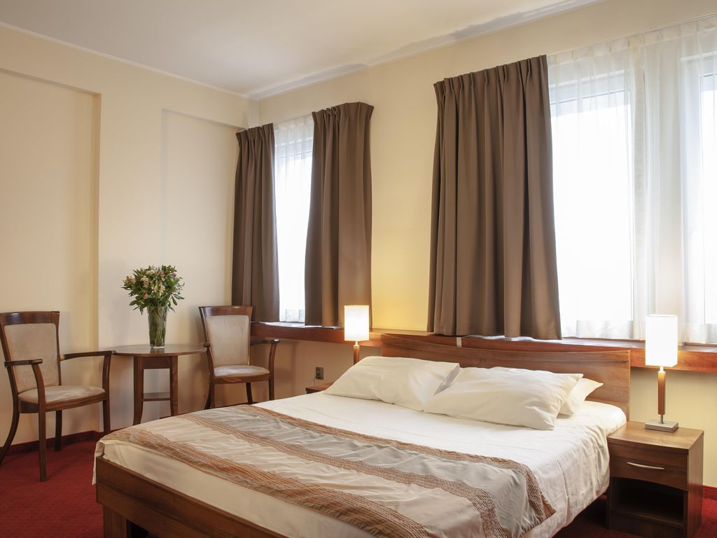mHotel