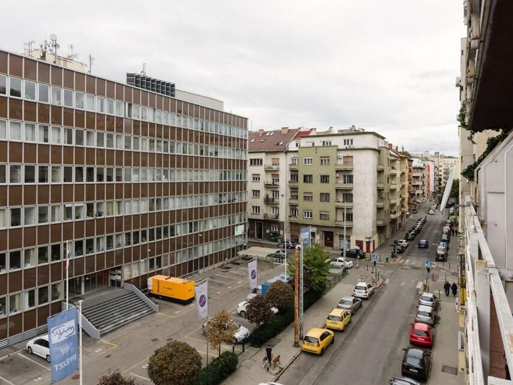 Peter's Apartments