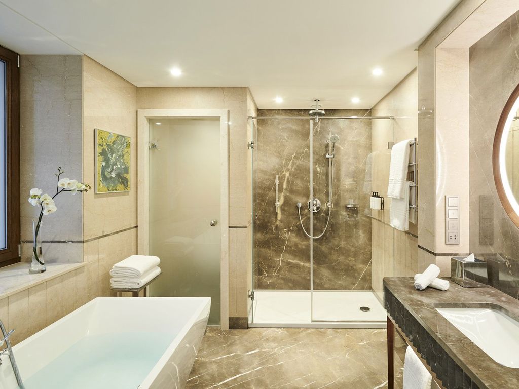 InterContinental Hotels ATHÉNÉE PALACE BUCHAREST by IHG