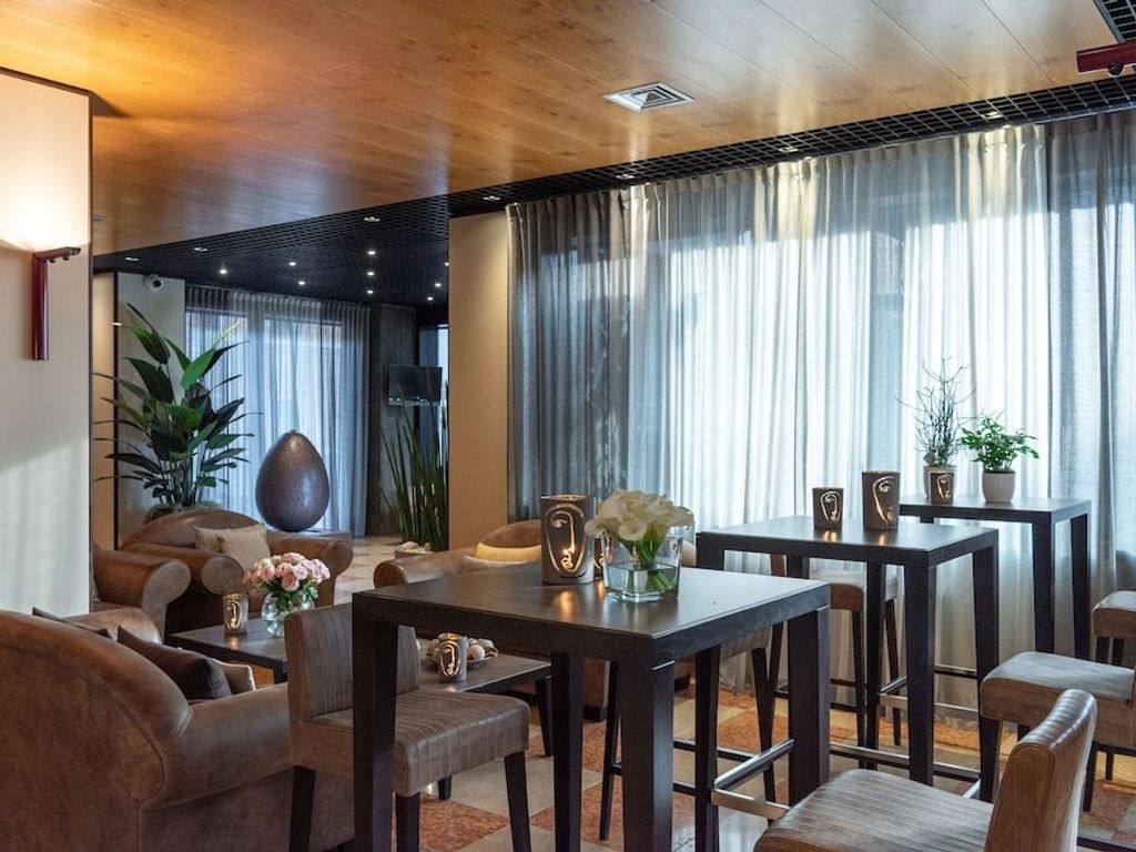 Hotel Leopardi