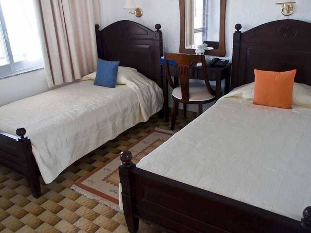 Lassion Golden Bay by Checkin