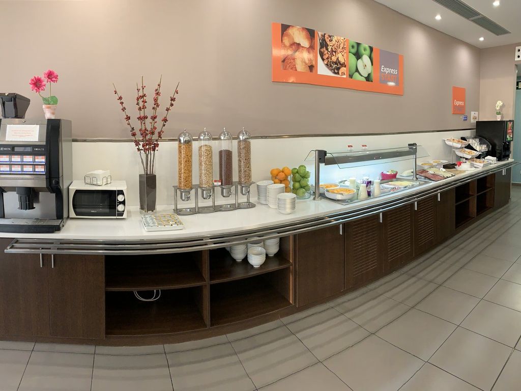 Holiday Inn Express VITORIA by IHG