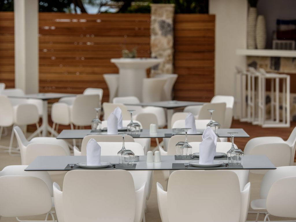 Poseidon Hotel