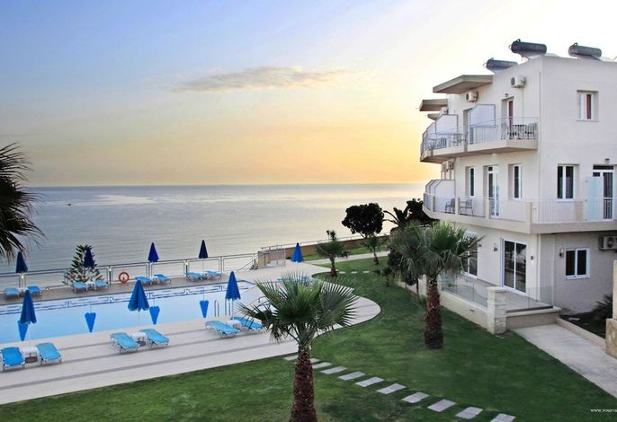 Renieris Hotel