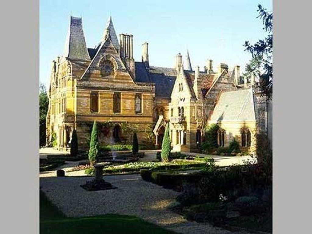 Ettington Park