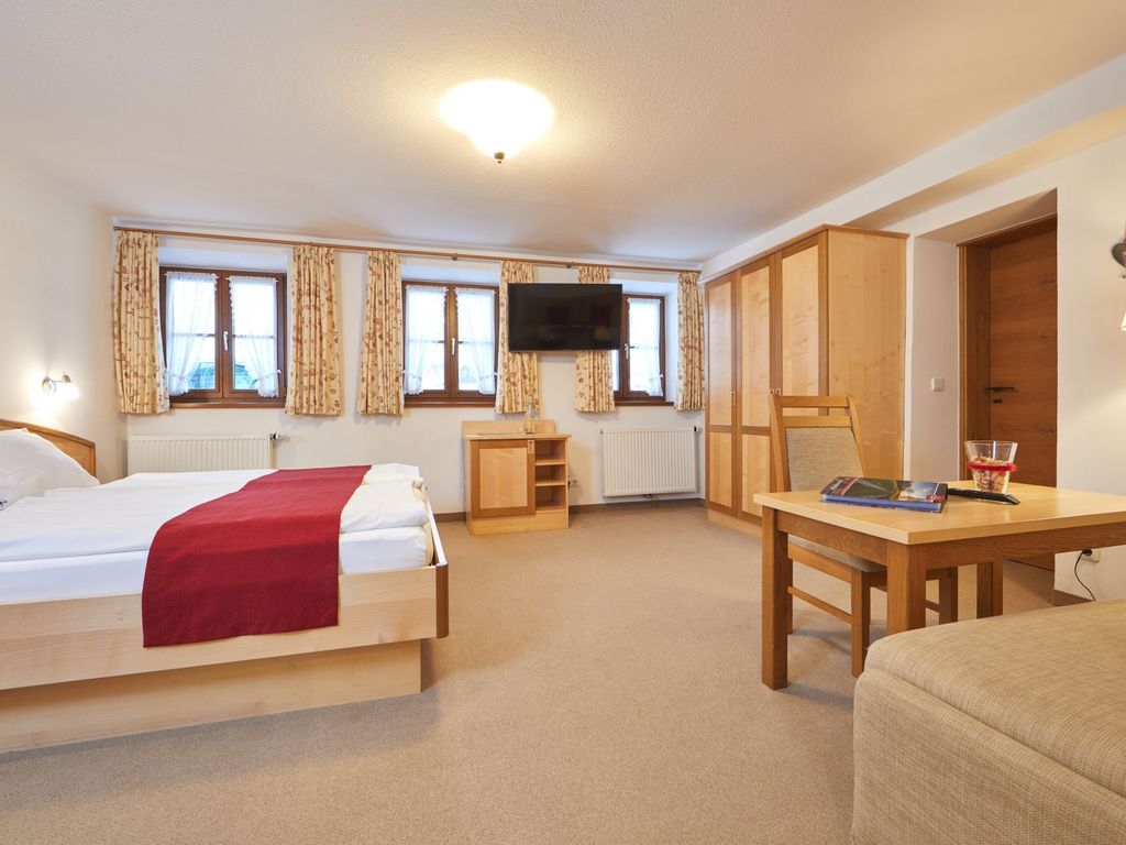 Gästehaus Enzianhof Hotel Garni