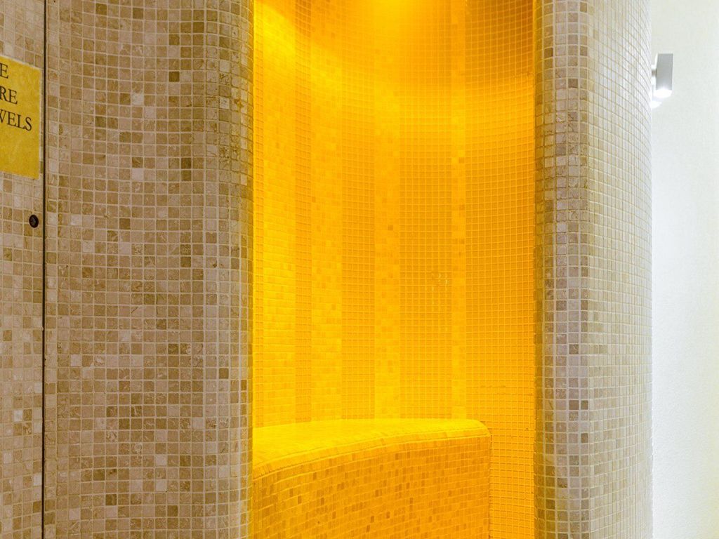 Golden Tower Hotel & Spa