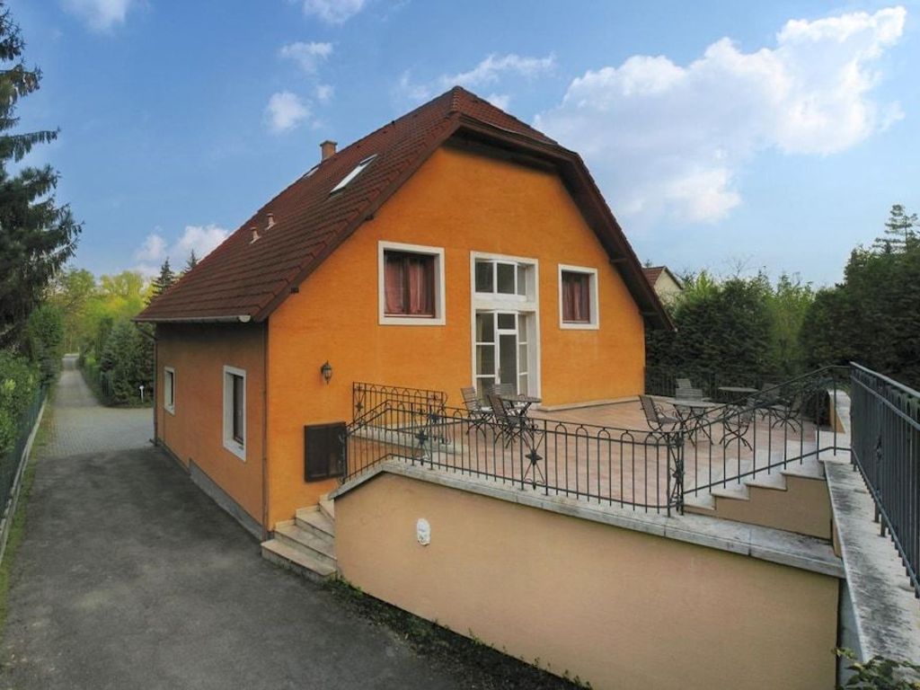 Hotel Panzió 100