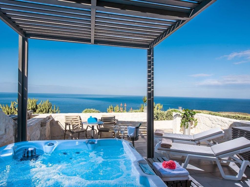 Happy Cretan Suites