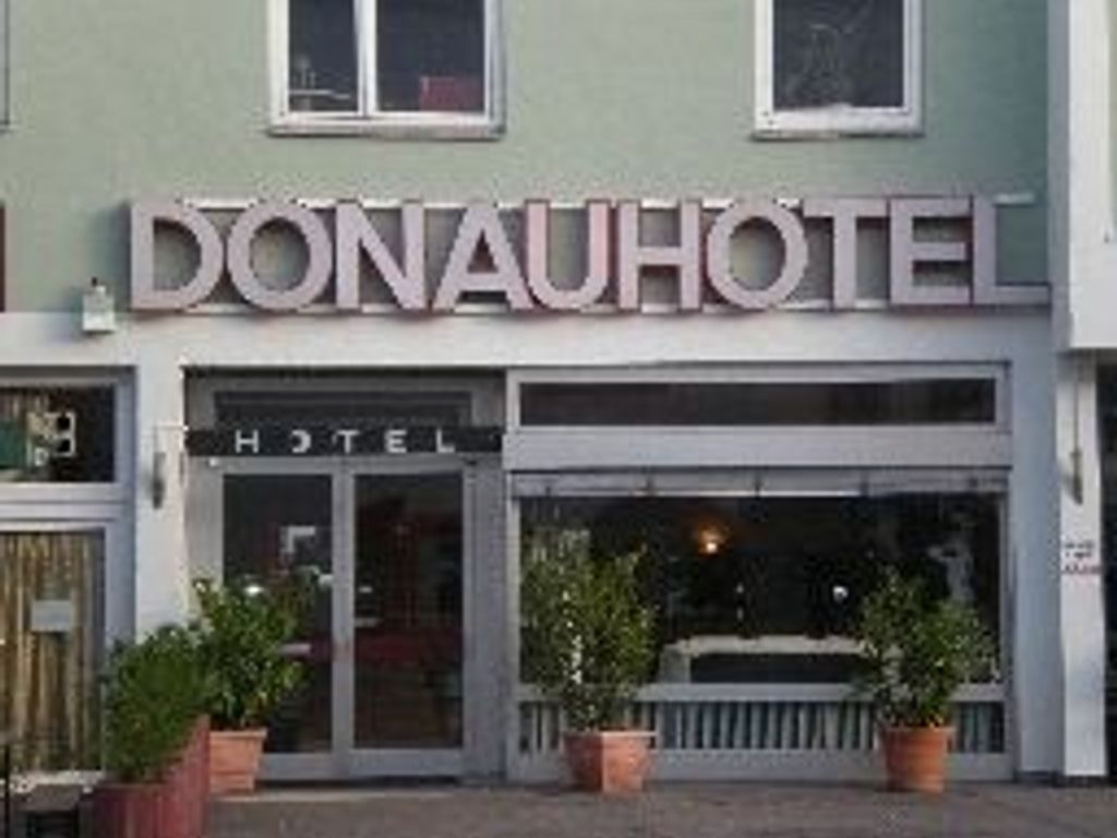 Donauhotel Bed & Breakfast