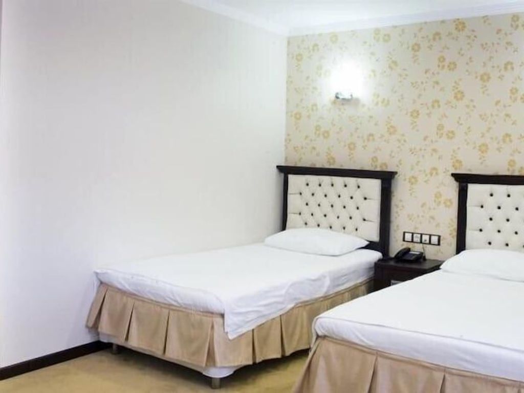 Airport Hotel