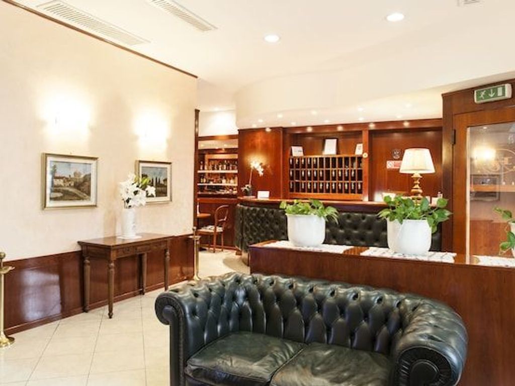 Hotel Astor