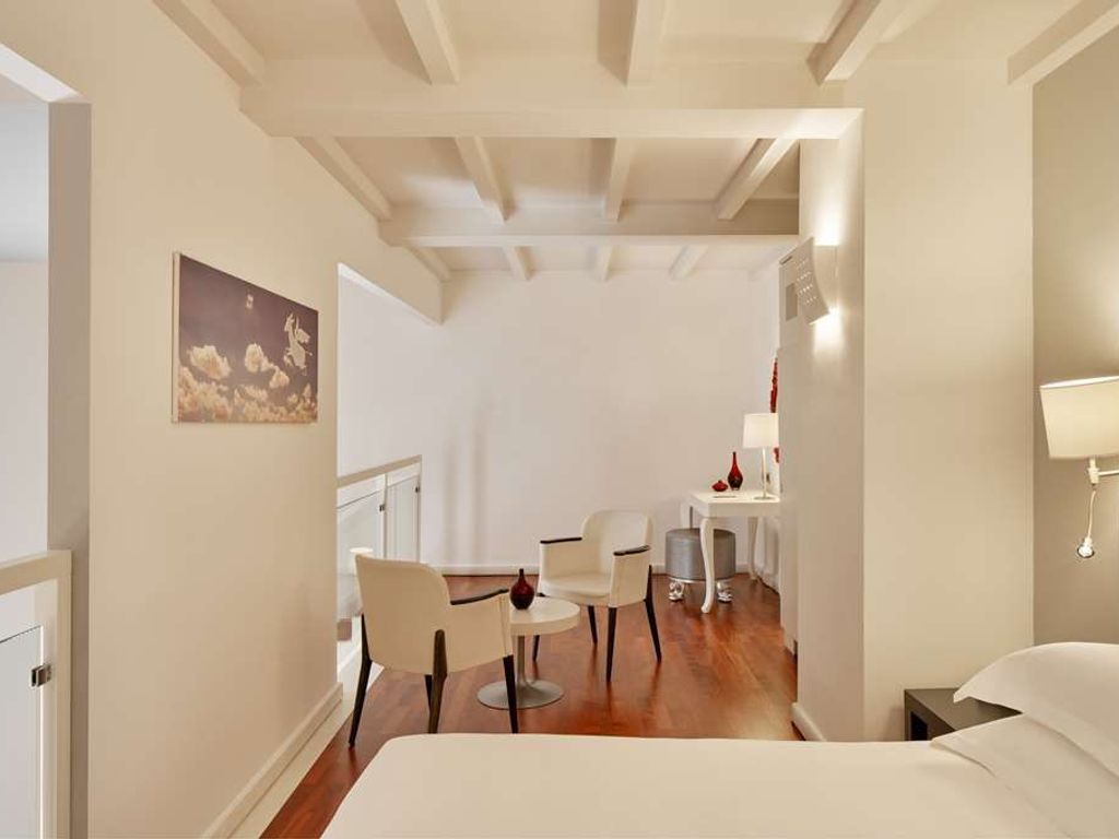 Palazzo Caracciolo Naples