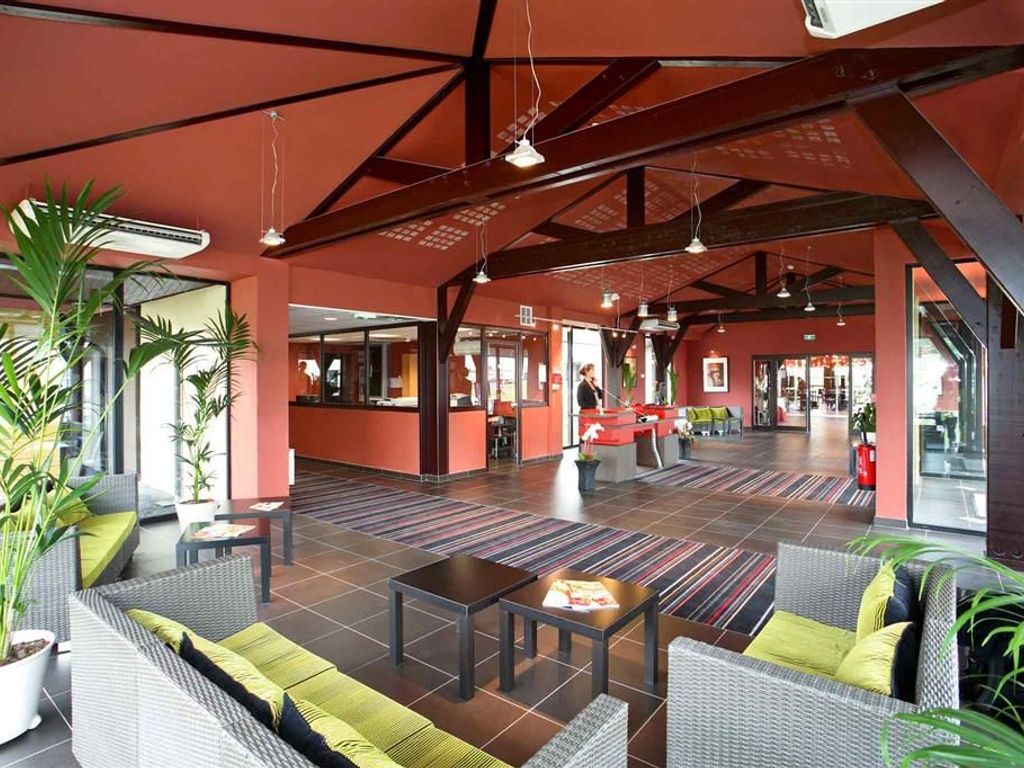 ibis Styles Segré