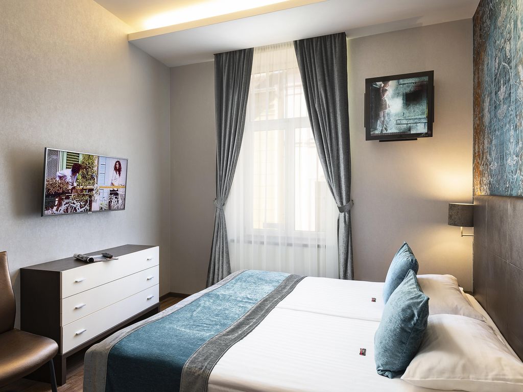Opera Garden Hotel & Apartments