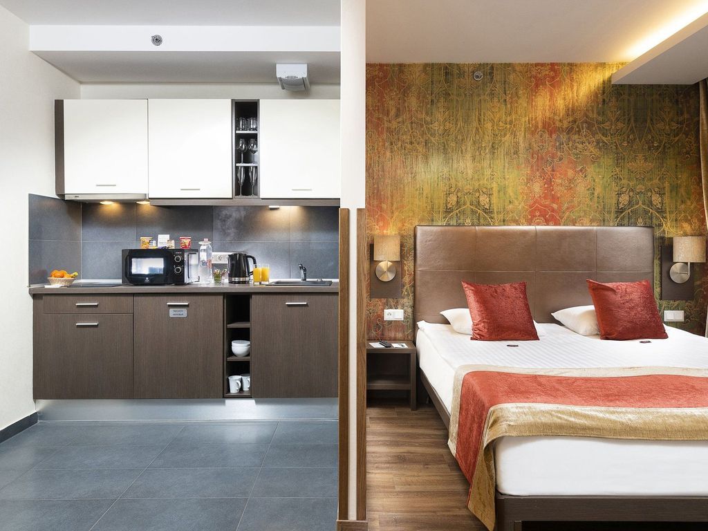 Opera Garden Hotel & Apartments
