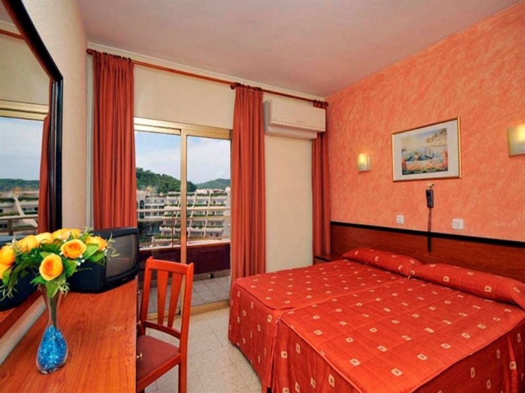 Continental Tossa Hotel