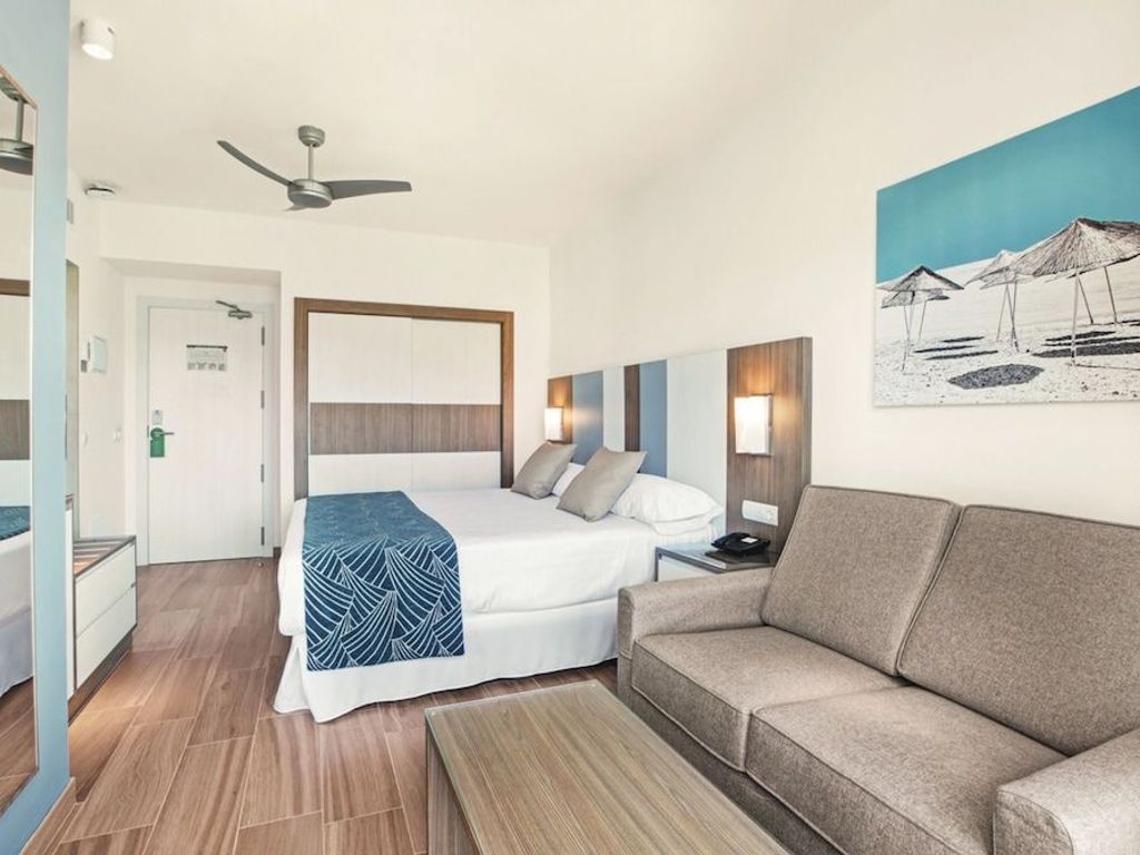 Hotel Riu Festival