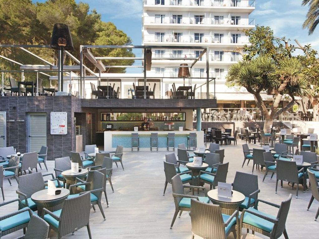 Hotel Riu Festival