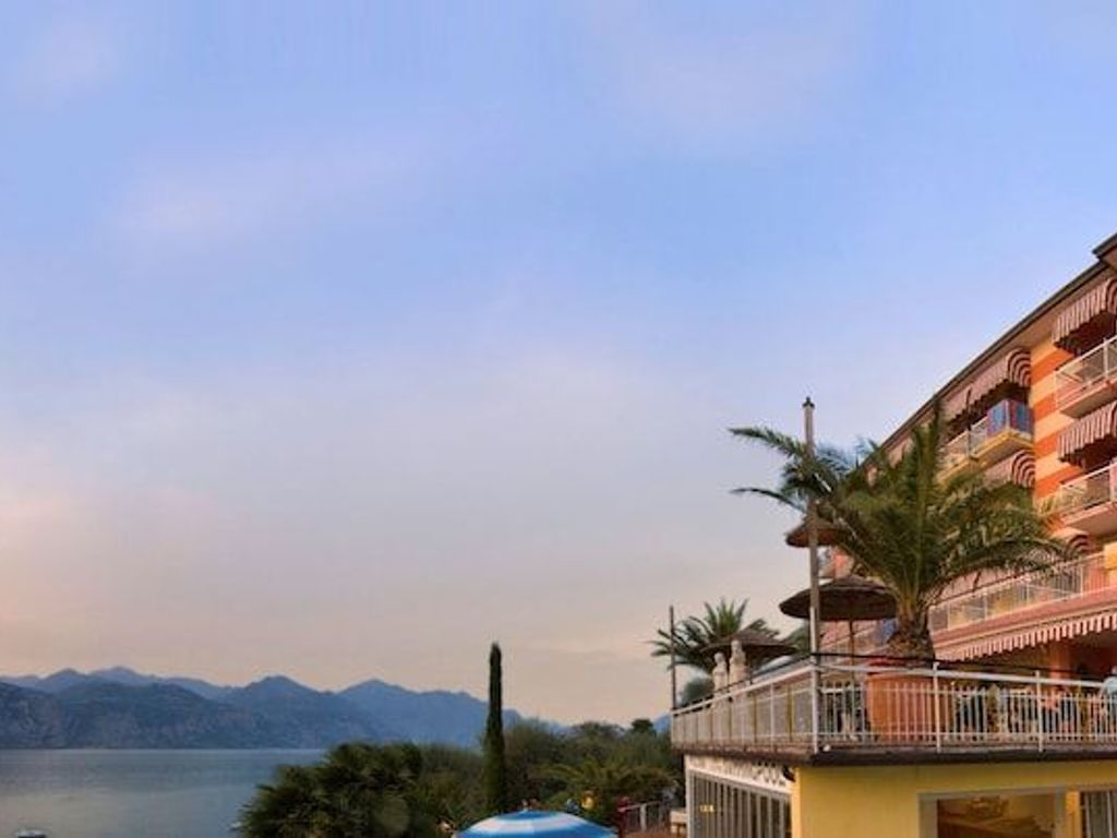 Hotel Eden