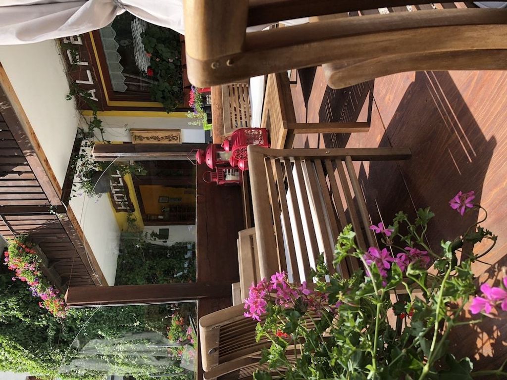 ALBERGO ALPENROSE Ski&Bike Mountain Hotel