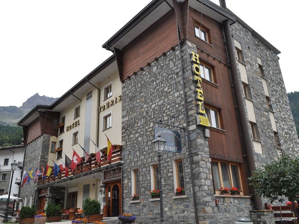 Hotel Tourist
