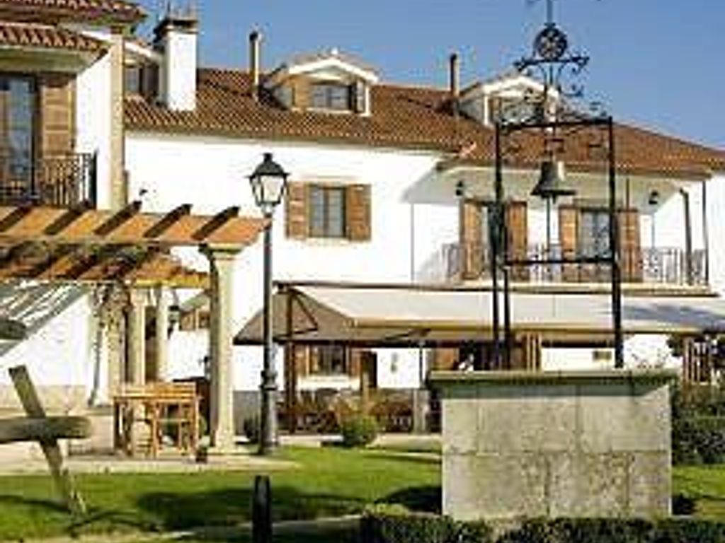 Pazo do Rio Monumento & Villas