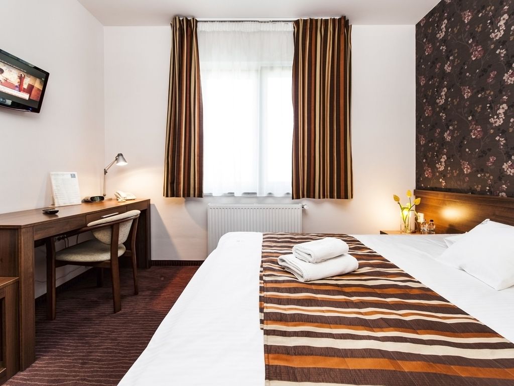 Esperanto Hotel