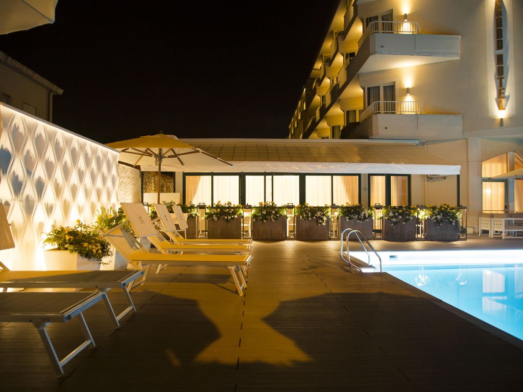Grand Hotel