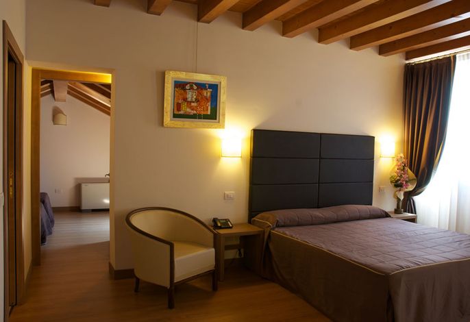 Villa Costanza Superior Rooms