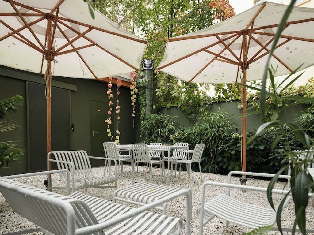 ADELANTE Boutique Hotel